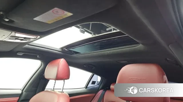 Kia Stinger id 3464940 из Кореи 9