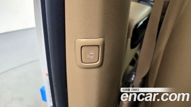 Kia The New Carnival id 2952204 из Кореи 9