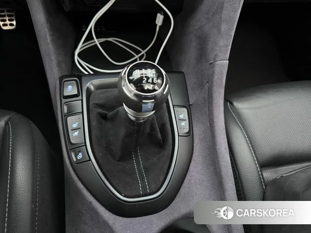Hyundai Veloster (JS) id 4390437 из Кореи 9