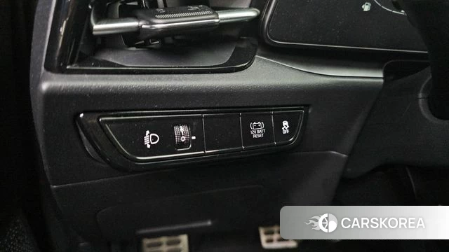 Kia Di Ol Nu Niro id 4666151 из Кореи 9