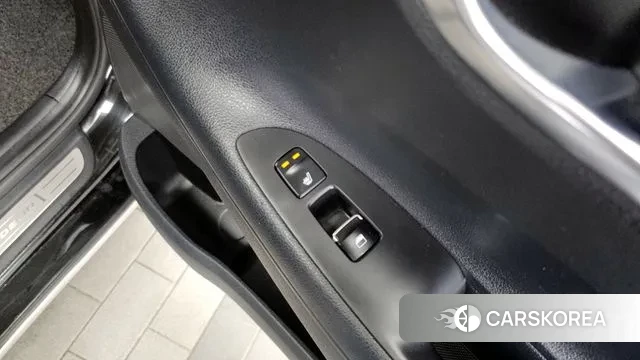 Hyundai Grandeur IG id 3728398 из Кореи 9