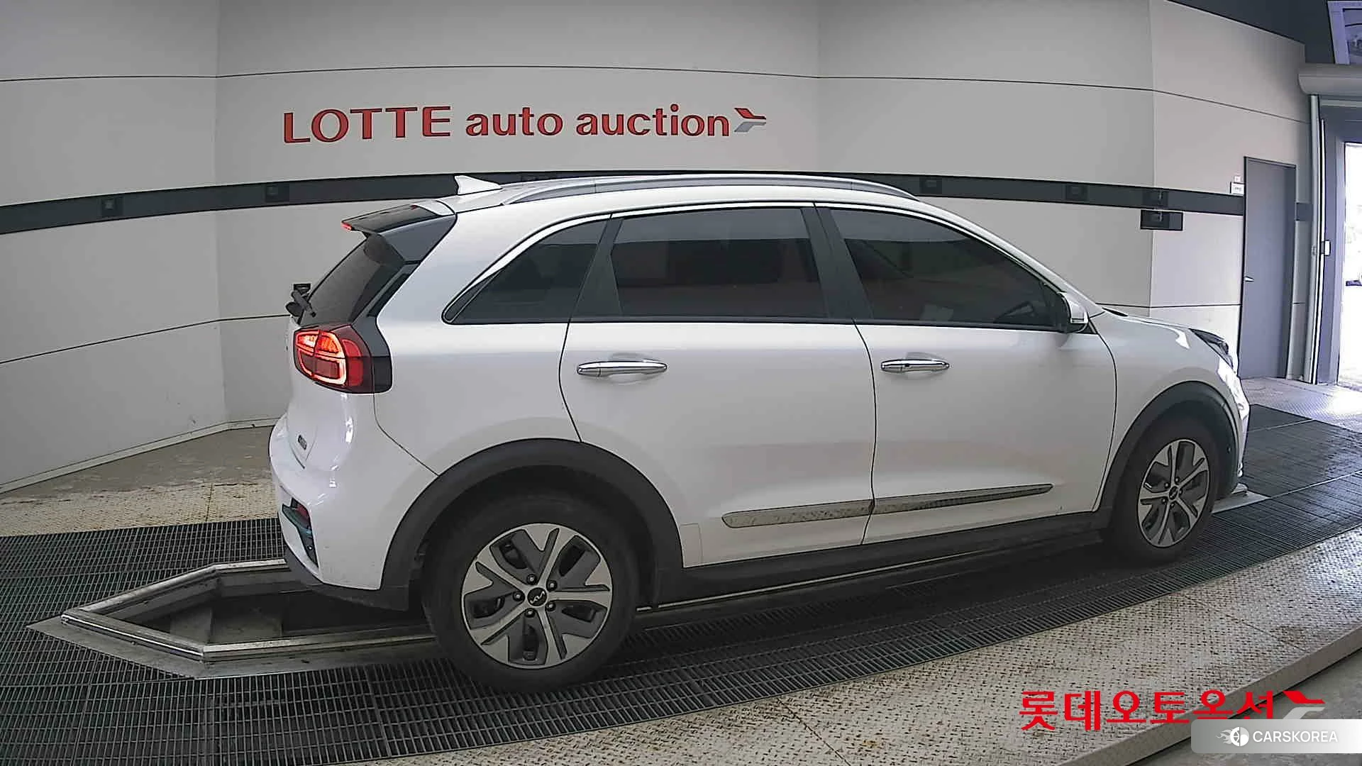 Kia Niro EV id 4498426 из Кореи 9