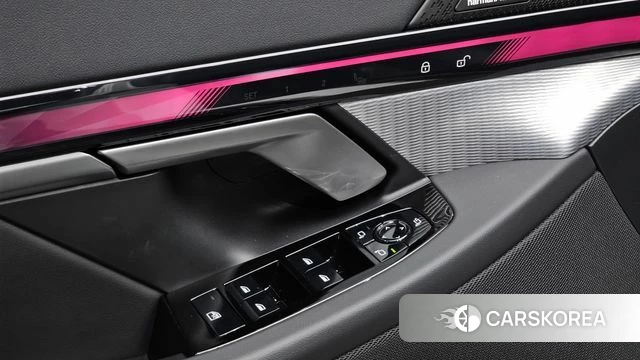 BMW 5 Series (G60) id 4380898 из Кореи 9