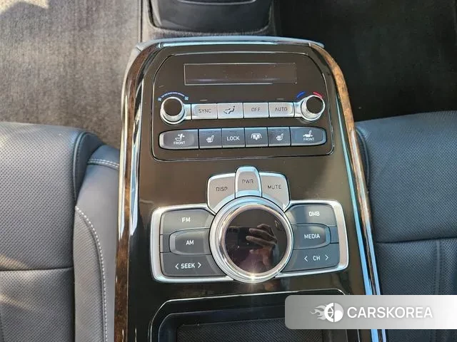 Genesis G90 id 3626991 из Кореи 9