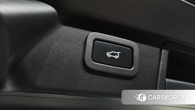 Land Rover Range Rover Velar id 4201712 из Кореи 9