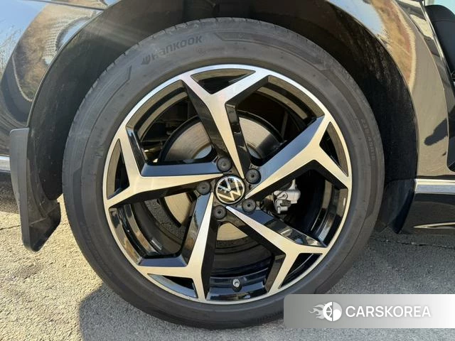 Volkswagen Magotan id 4263101 из Китая 9