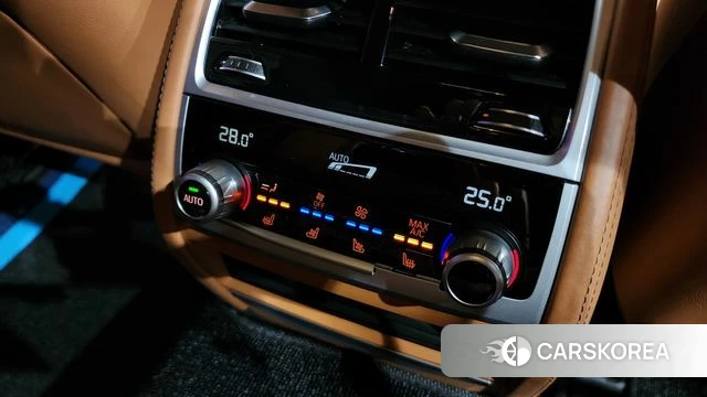 BMW 7 Series (G11) id 3828424 из Кореи 9