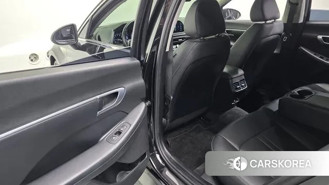 Hyundai Sonata (DN8) id 3636207 из Кореи 9