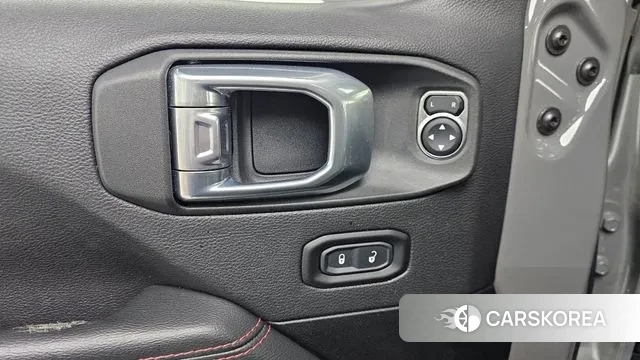 Jeep Wrangler (JL) id 3453122 из Кореи 9