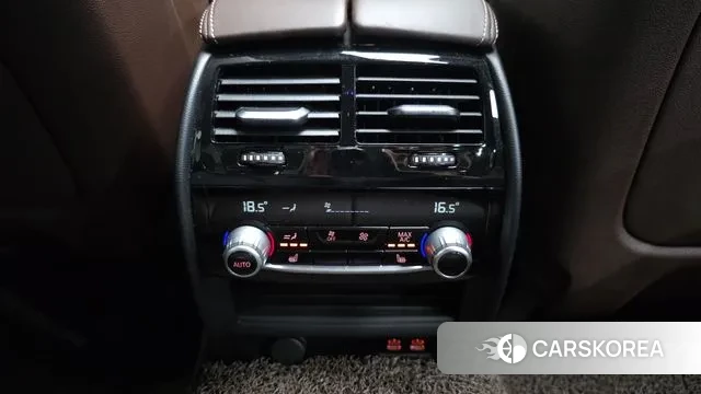 BMW 5 Series (G30) id 3044548 из Кореи 9