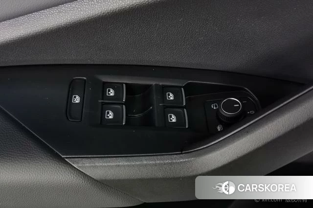 Volkswagen Sagitar id 4313833 из Китая 9