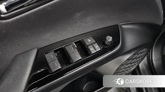 Toyota Prius 4th Generation id 3291935 из Кореи 9