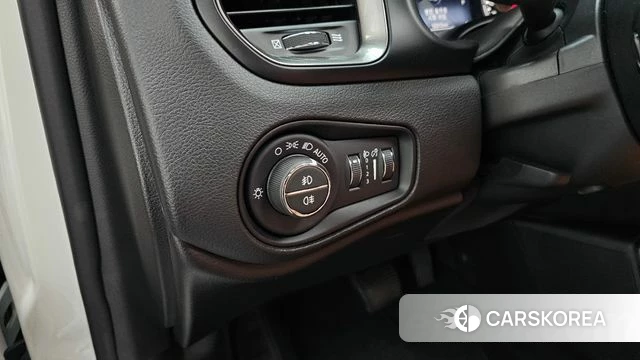 Jeep Renegade id 4523591 из Кореи 9