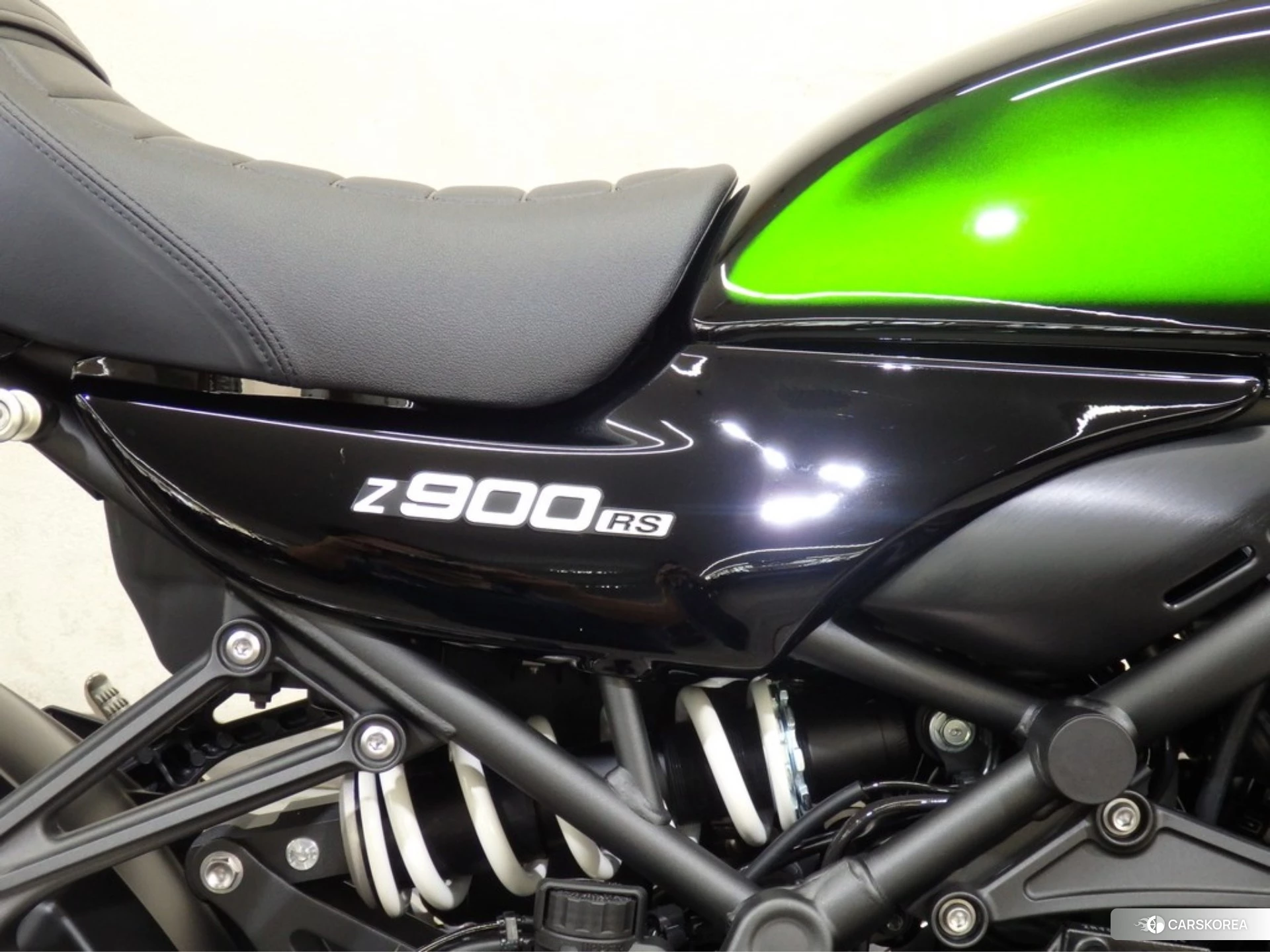Kawasaki Z900RS CAFE id 4380177 из Японии 9