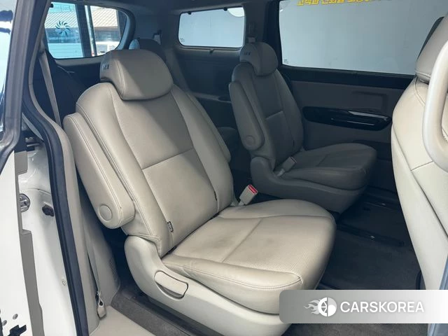 Kia The New Carnival id 4626221 из Кореи 9