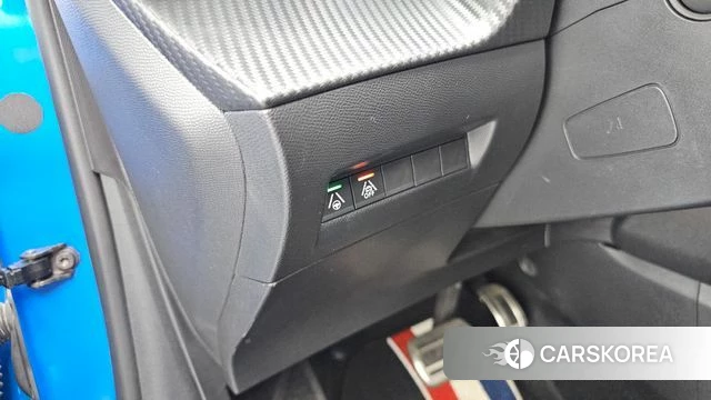 Peugeot e-208 second Generation id 4293578 из Кореи 9