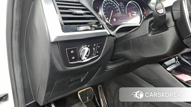 BMW X3 (G01) id 3801486 из Кореи 9