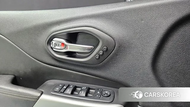 Jeep Cherokee (KL) id 3107314 из Кореи 9