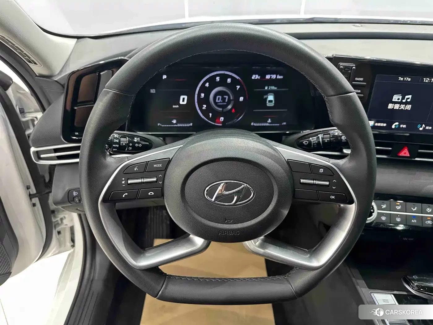 Hyundai Elantra id 4659720 из Китая 9
