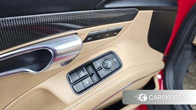 Porsche 718 Boxster id 3583542 из Кореи 9