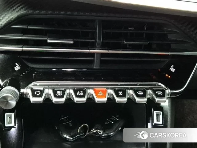 Peugeot e-2008 second generation id 3339123 из Кореи 9