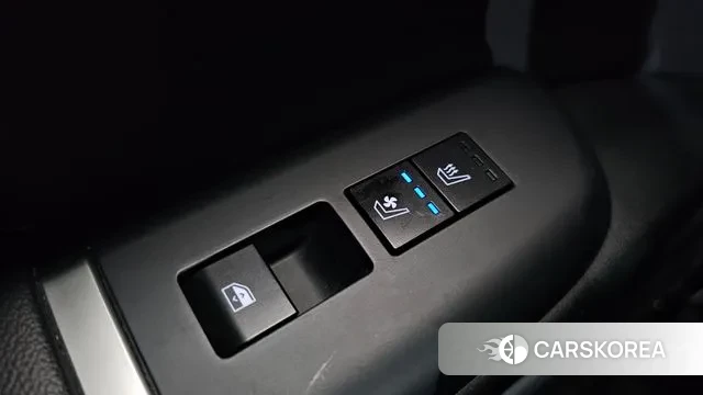 Hyundai Grandeur (GN7) id 3002630 из Кореи 9