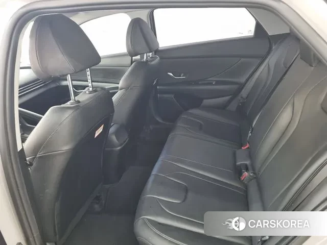 Hyundai Avante (CN7) id 3478854 из Кореи 9