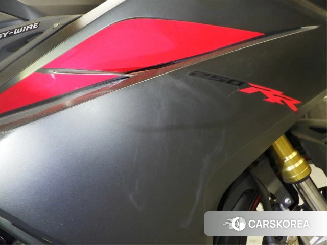 Проданный Honda CBR250RR ABS id 3995221 из Японии, фото 9