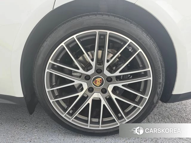 Porsche Panamera (971) id 4604118 из Кореи 9