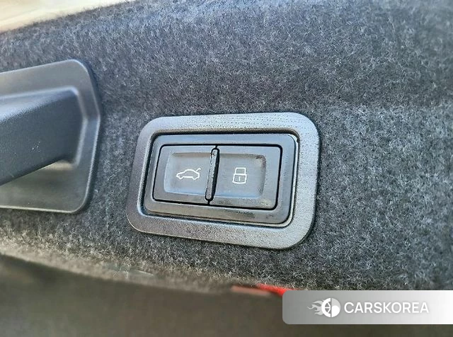 Audi A6 (C8) id 3935966 из Кореи 9