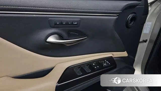 Lexus ES300h 7th generation id 3779064 из Кореи 9