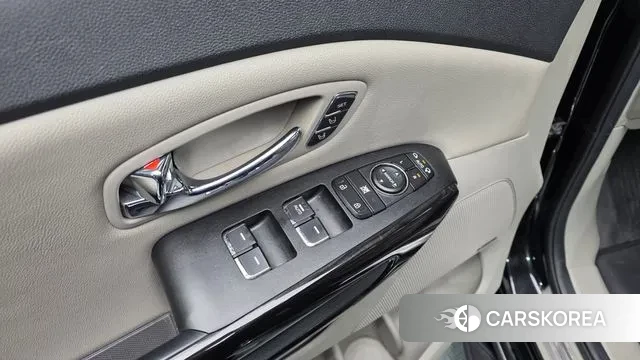 Kia The New Carnival id 3728319 из Кореи 9