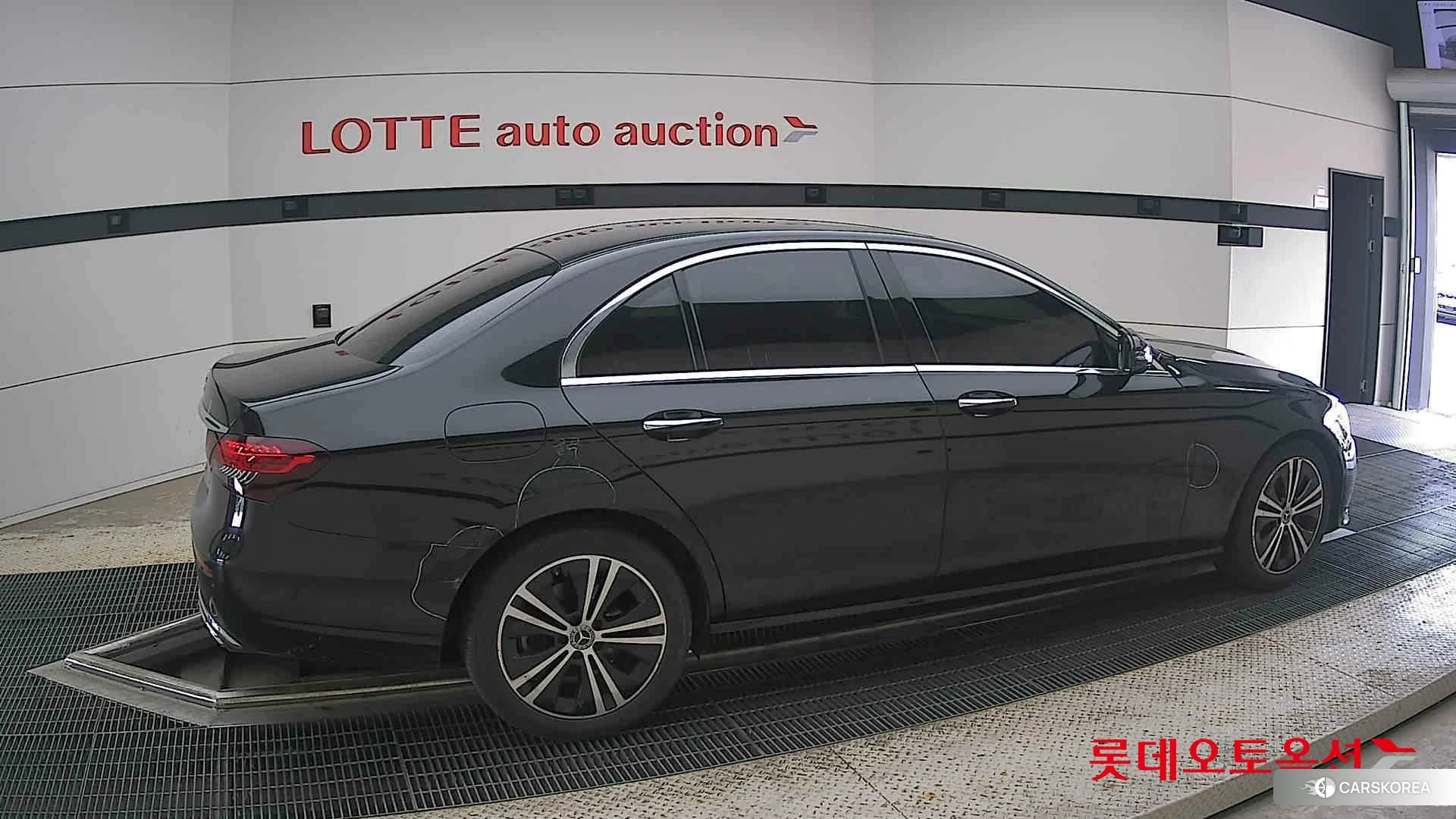 Mercedes-Benz Mercedes-Benz E250 id 4504430 из Кореи 9