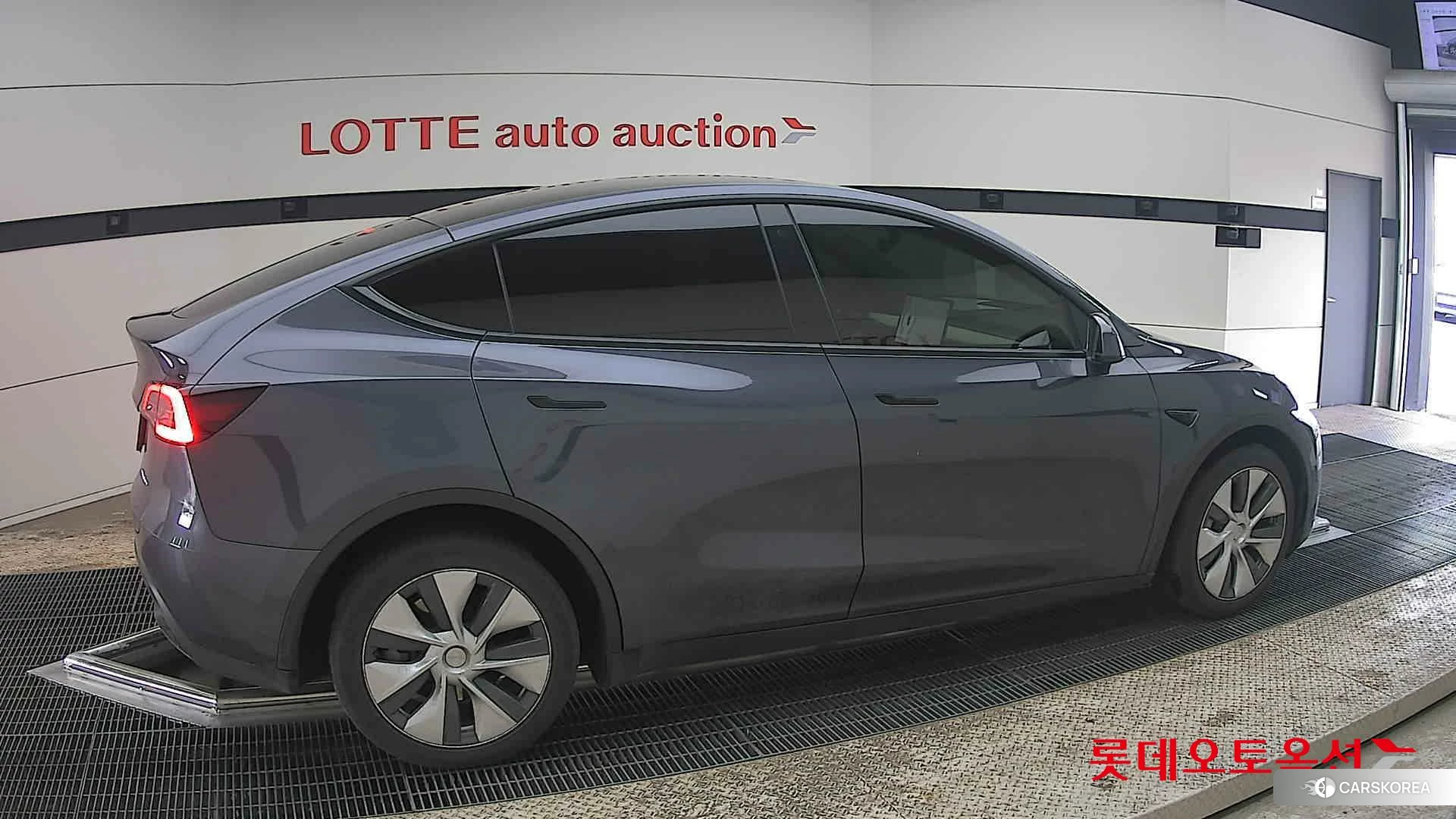 Tesla Model Y Long Range id 3888284 из Кореи 9