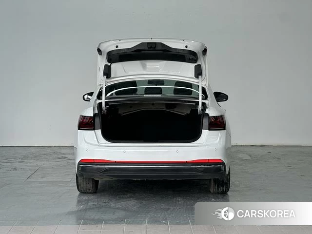 Volkswagen Sagitar id 3919536 из Китая 9