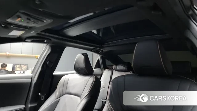 Toyota Crown Crossover id 3482631 из Кореи 9