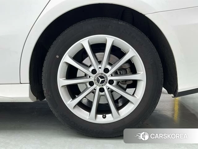Mercedes-Benz Class A id 4273107 из Китая 9
