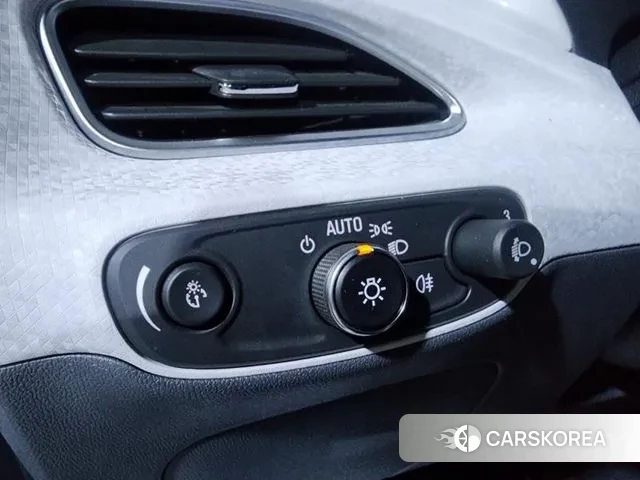 Chevrolet (GM Daewoo) Bolt EV id 3509846 из Кореи 9