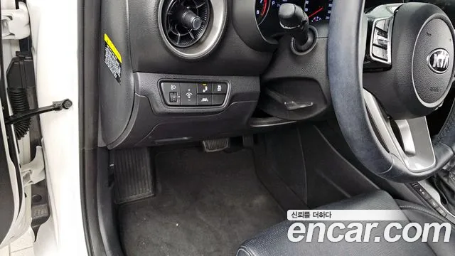 Kia Come New K3 id 2854683 из Кореи 9