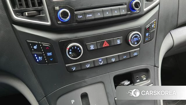 Hyundai The New Grand Starex id 3828203 из Кореи 9