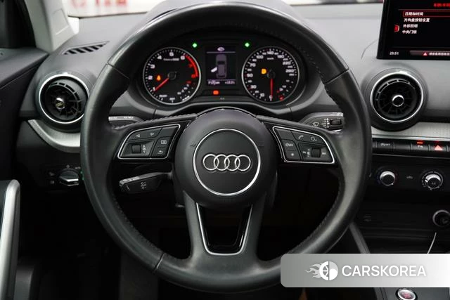 Audi Q2L id 4258684 из Китая 9