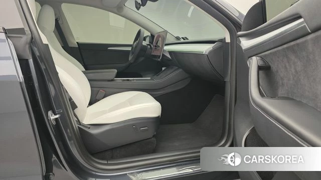 Tesla Model Y id 3841267 из Кореи 9