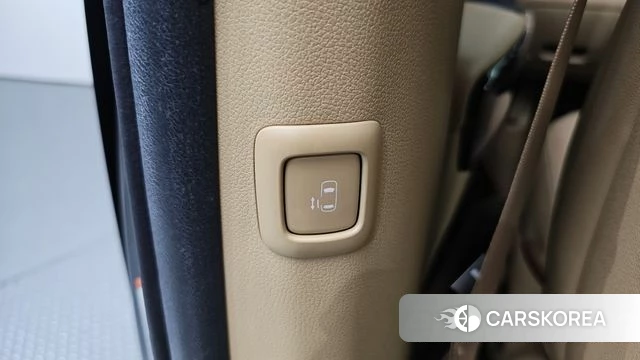 Kia The New Carnival id 4667815 из Кореи 9