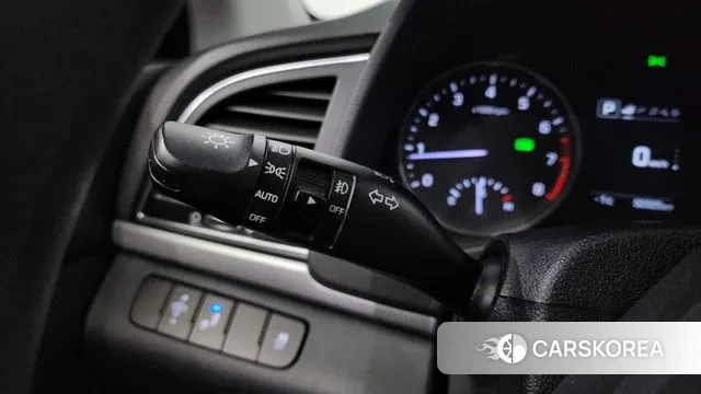 Hyundai Avante AD id 3617339 из Кореи 9