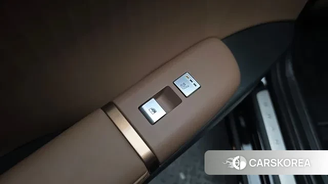 Hyundai Grandeur Hybrid (GN7) id 3644600 из Кореи 9