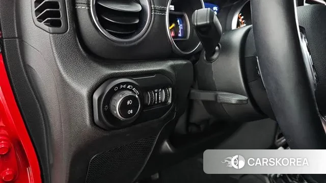 Jeep Wrangler (JL) id 3557899 из Кореи 9