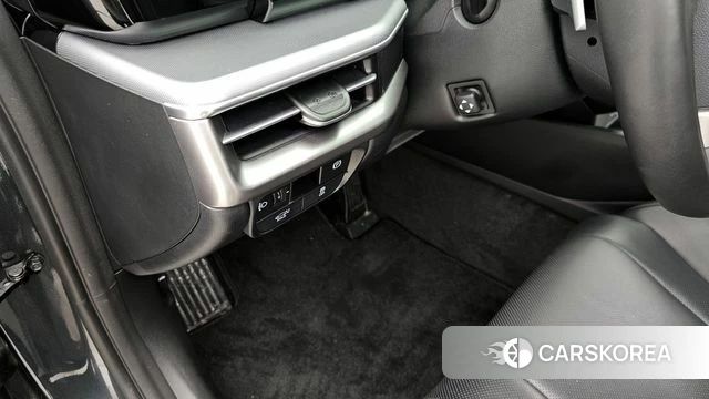 Hyundai Grandeur (GN7) id 3891798 из Кореи 9