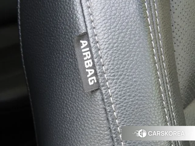 Kia Stonic id 3303053 из Кореи 9