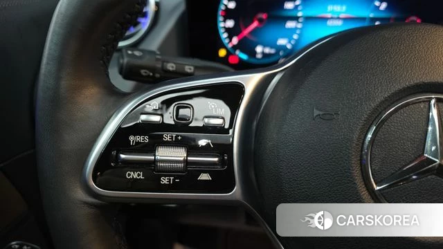 Mercedes-Benz GLA - Class H247 id 3807161 из Кореи 9