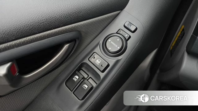 Hyundai The New Grand Starex id 3834741 из Кореи 9